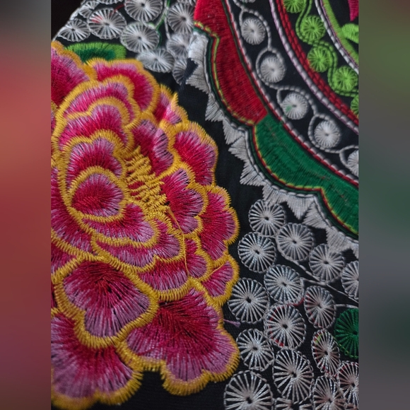 Floral Embroidered Women's Bag - Picture 12 of 14